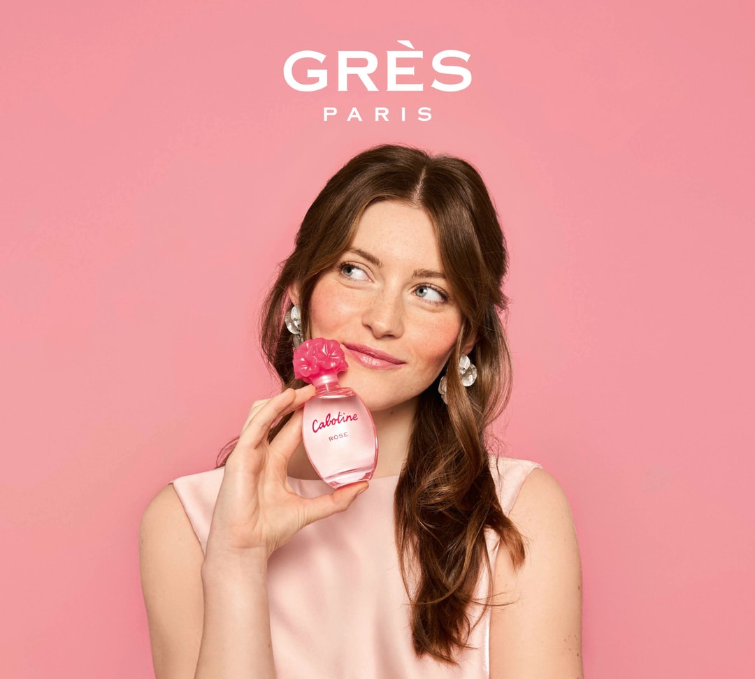 ParfumsGres CabotineRose Key Visual Model Square RGB 300dpi
